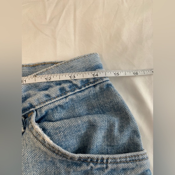 Vintage Wrangler Women's Light Blue Classic Jean Shorts - Picture 7 of 16